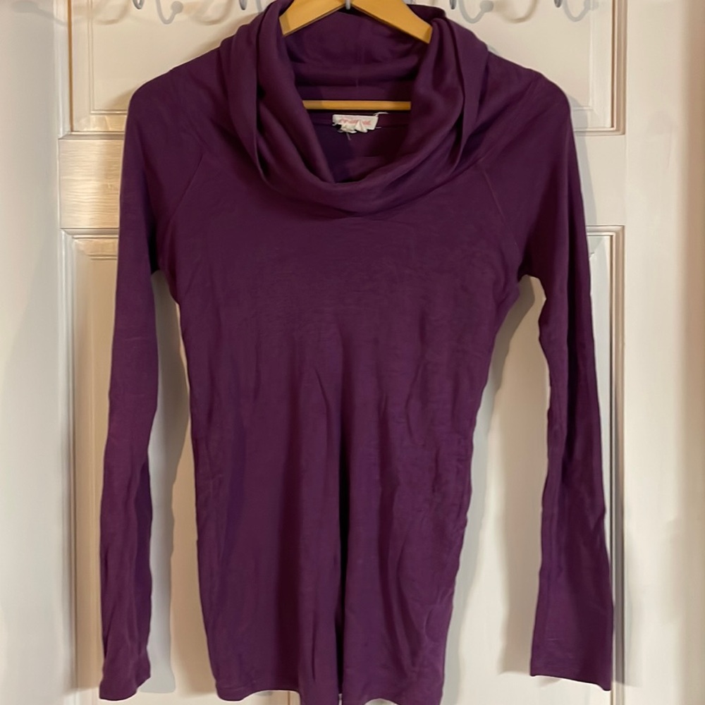 🤰🏼🌟Ingrid and Isabel cowl neck sweater pullover